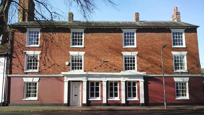 Stony Stratford Georgian flat