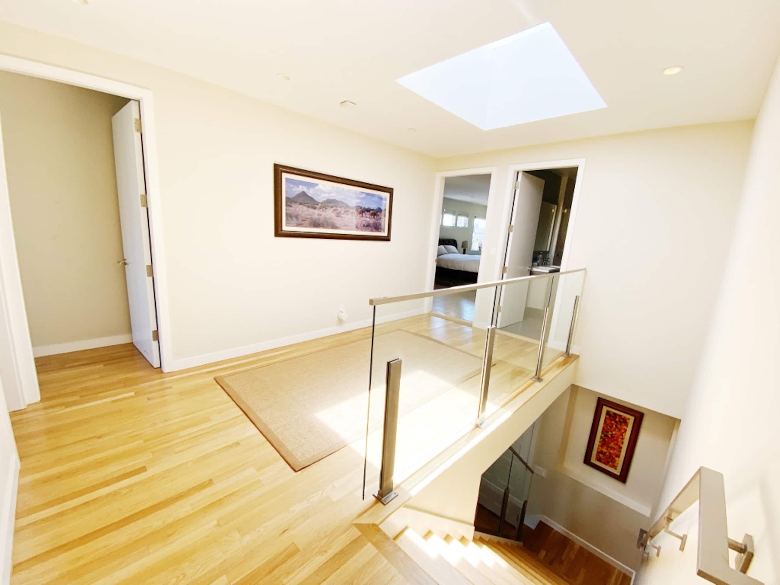 Condo in San Francisco · ★4.91 · 4 bedrooms · 4 beds · 4.5 baths - Image 42