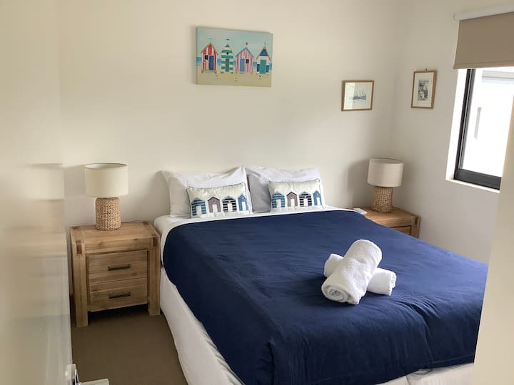 Spálňa 3 má manželskú posteľ a stropný ventilátor