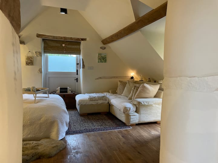 The Stables Parwich - Time For Two - Derbyshire