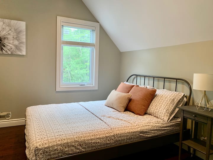 חדר שינה 2 - מיטת קווין