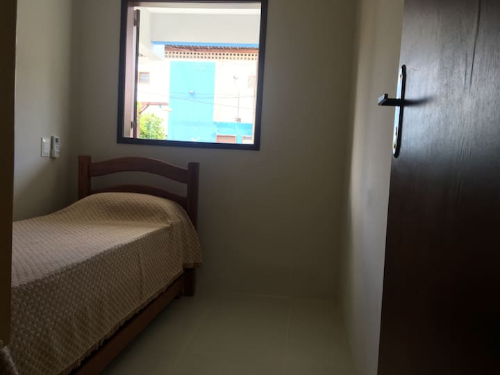 غرفة مفردة - تقع في الطابق الأرضي 