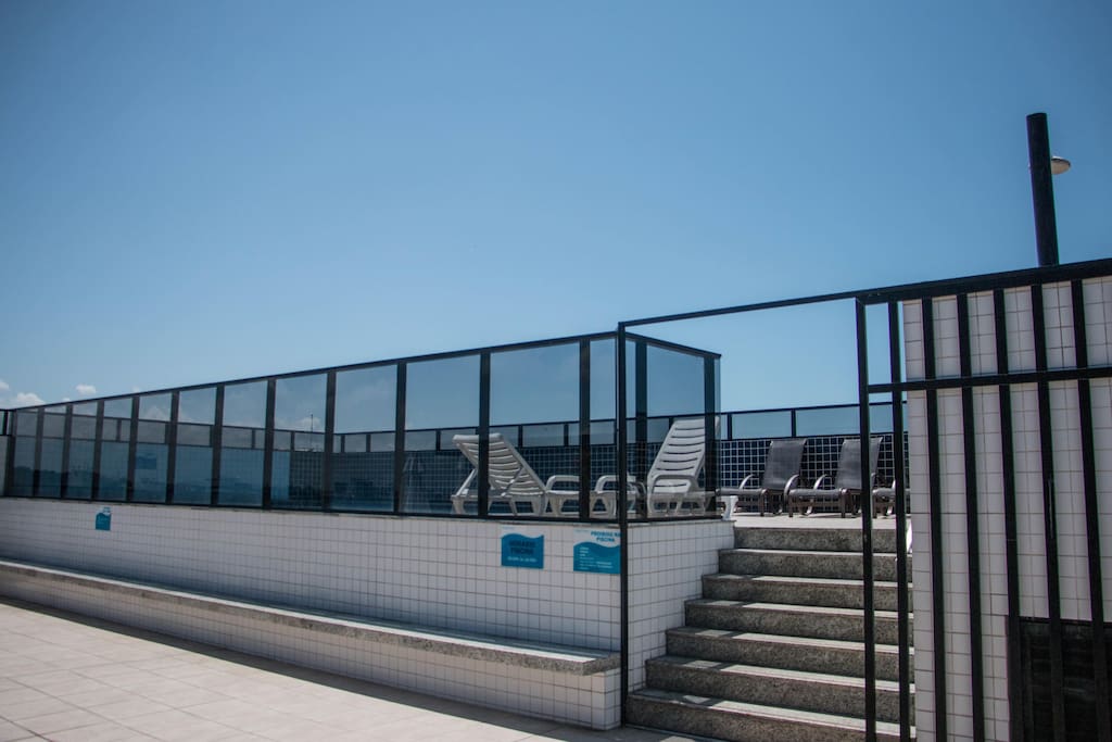 Acesso a piscina.