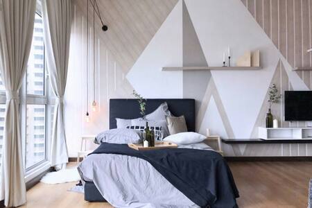 ★Designer Space★Regalia Spacious Modern Studio