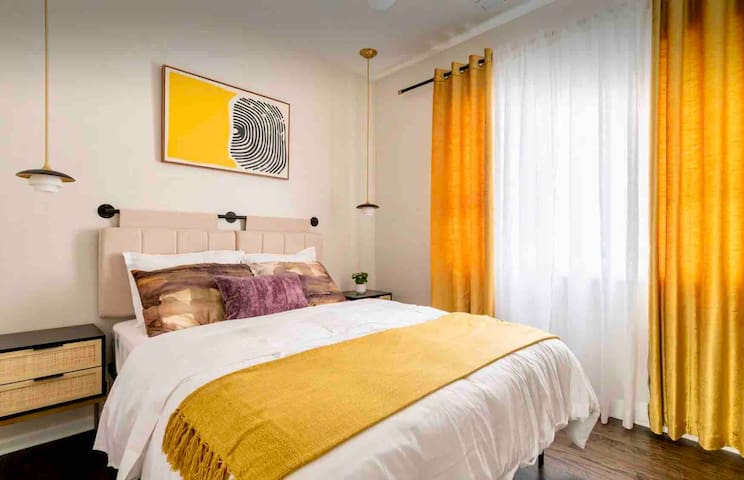 NEW! Spacious Modern 5 BD Condo