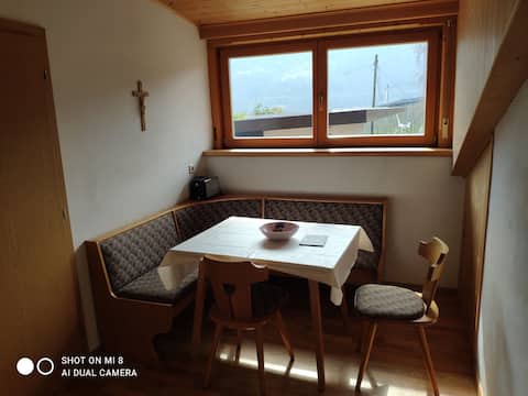 Top Airbnb: Frelich Vacation Rental in Algund
