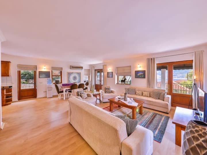 Rooms Heating System ,Open Swimming Pool Atwinter - Kaş
