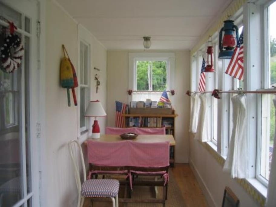 SUN PORCH