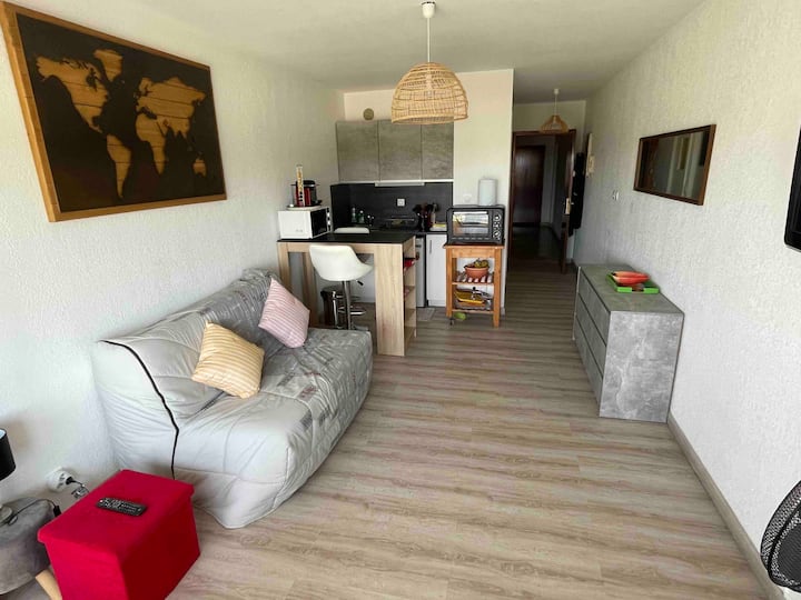 Charmant Studio Refais à Neuf - La Seyne-sur-Mer