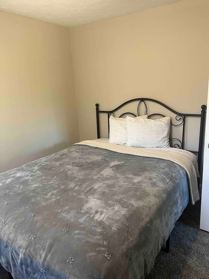 საძინებელი 2