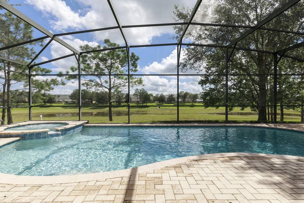 Pool-1.jpg