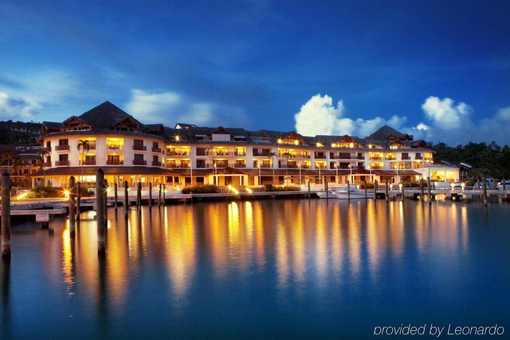 MarinaPuerto Bahia