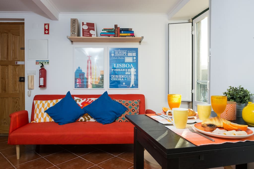 It is close to Baixa, Lisbon's Heart, where you will find many restaurants and nightlife