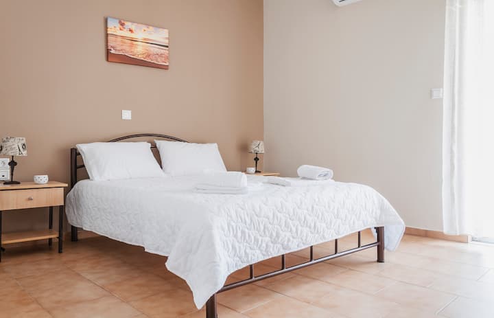 Central Spacious 3br - Parking + A/c + Elevator - Chania