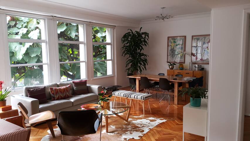 Huge apartment in Leblon