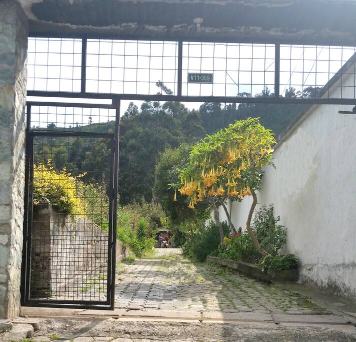 Entrada principal a la casa