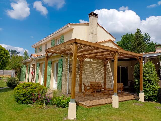 Maison familiale au calme. gallery image 2