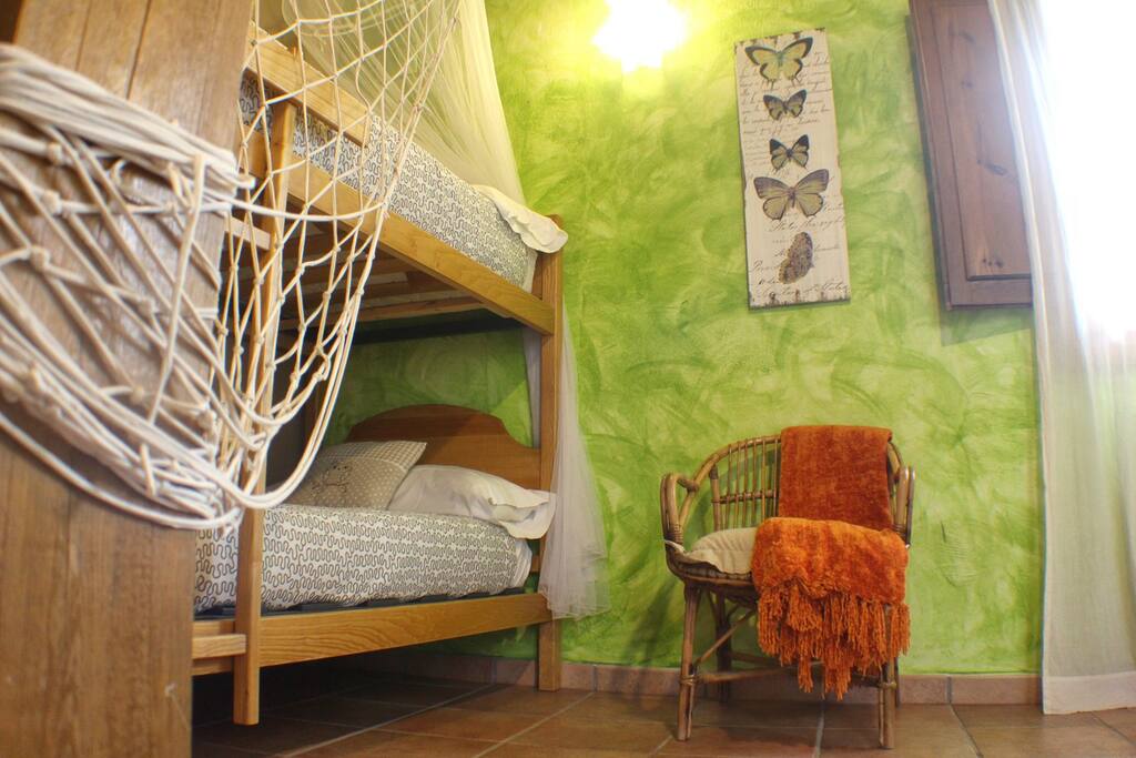 Litera en la habitación