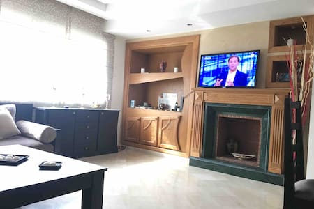 Very nice Suite with Private bathroom near Tramway