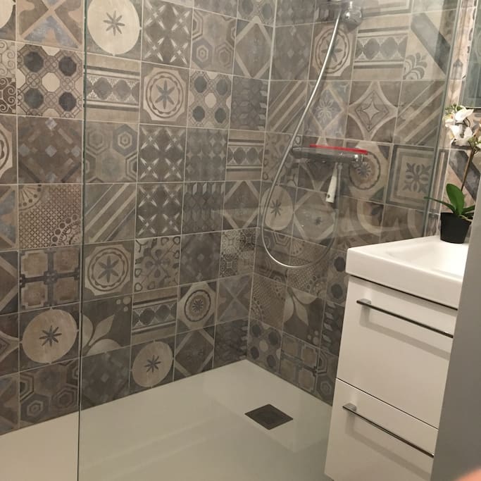 coin douche/cabinet de toilette