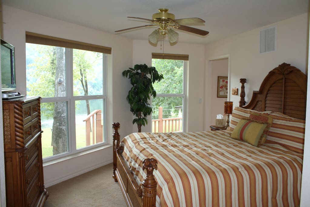 Master Bedroom with king bed