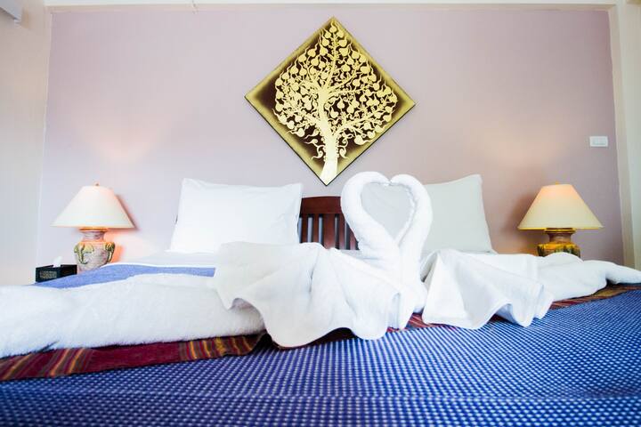 301 Charm&Convenience old city Luxury DBed1+ABF