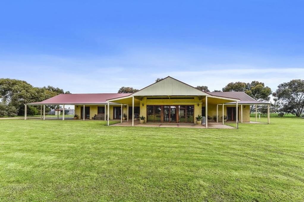 Beautiful Home set on 5 acres