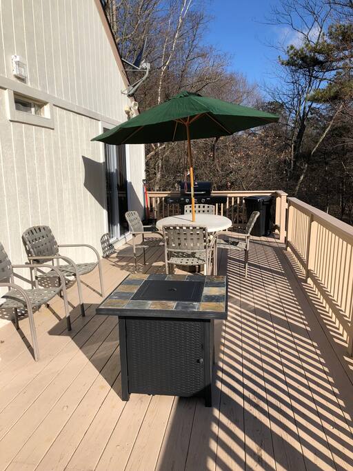 Great Back Deck for BBQ and Smore's