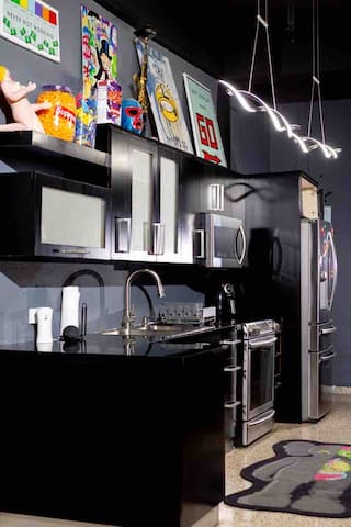 Entire home with 6+ bedrooms in San Juan - Best vibes in PR perfect4groups PS5 SanJuan 4:20