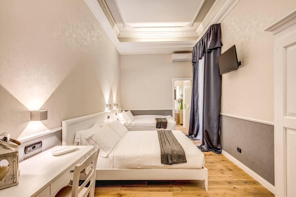 SUITE TRIPLA CON SCHERMO TV