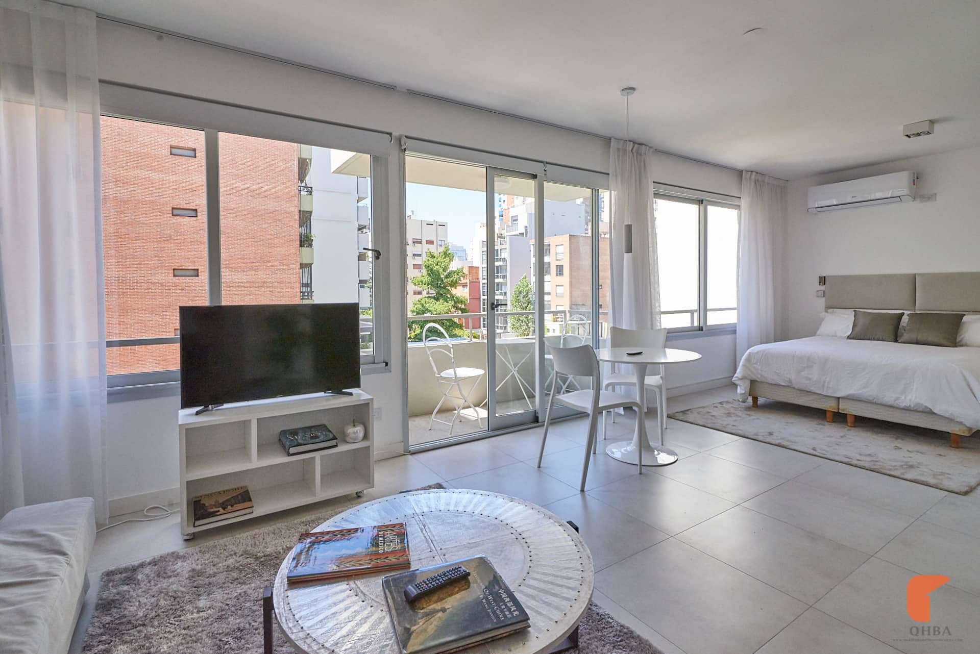 Modern studio on the Belgrano-Núñez border