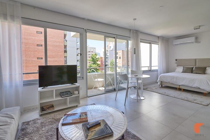 Modern studio on the Belgrano-Núñez border