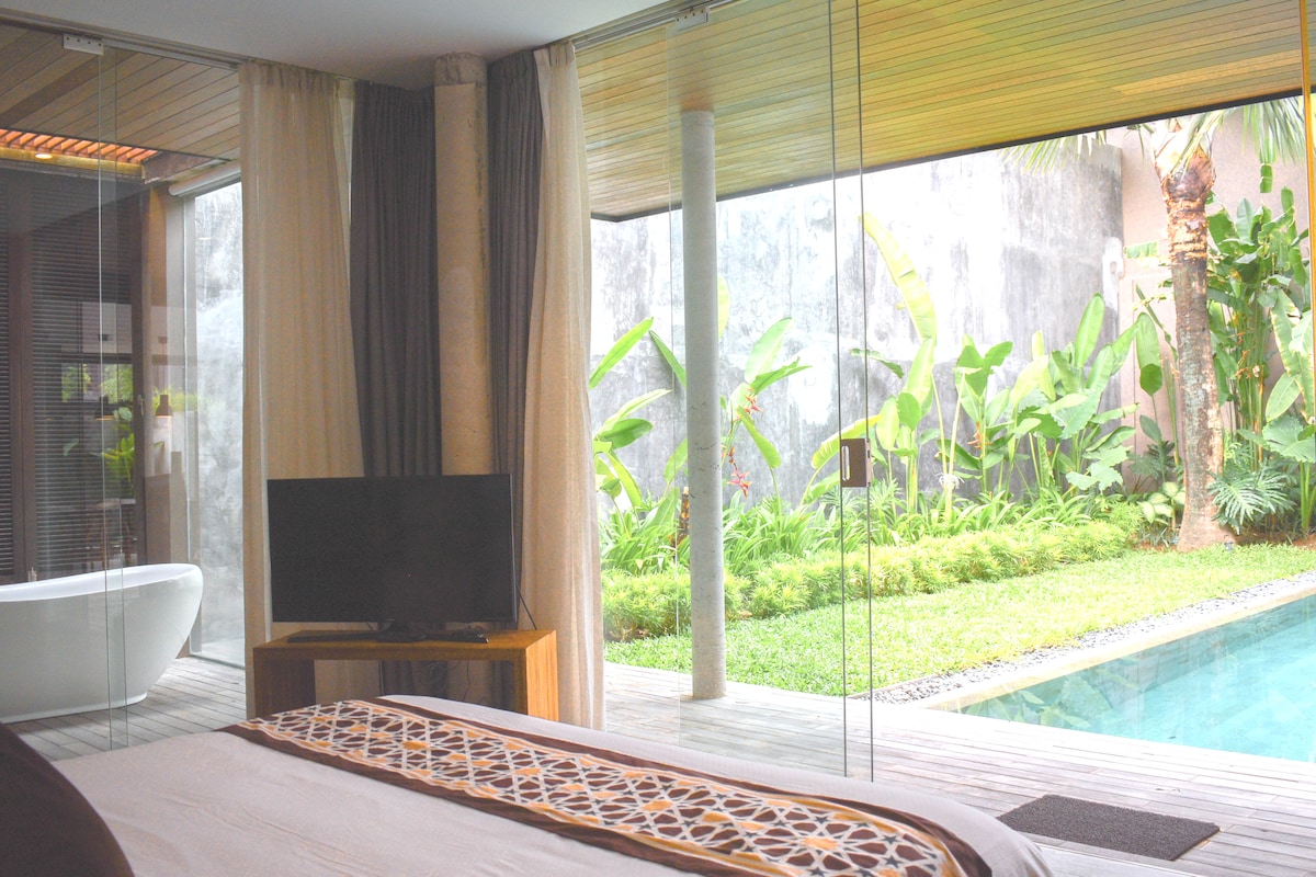 マスターベッドルーム