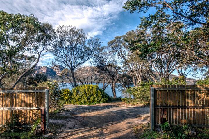 Driftwood gallery image 3