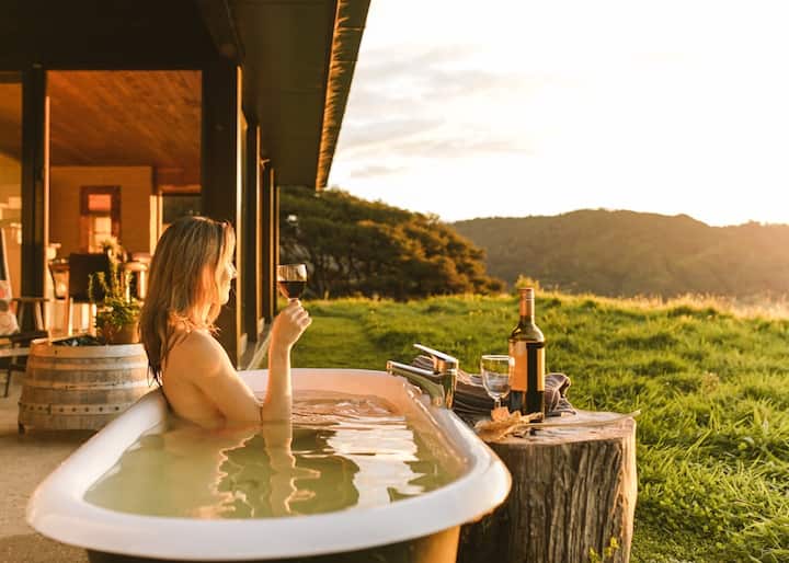 Little Greenie Vacation homes for Rent in Wainui Bay, Golden Bay, New