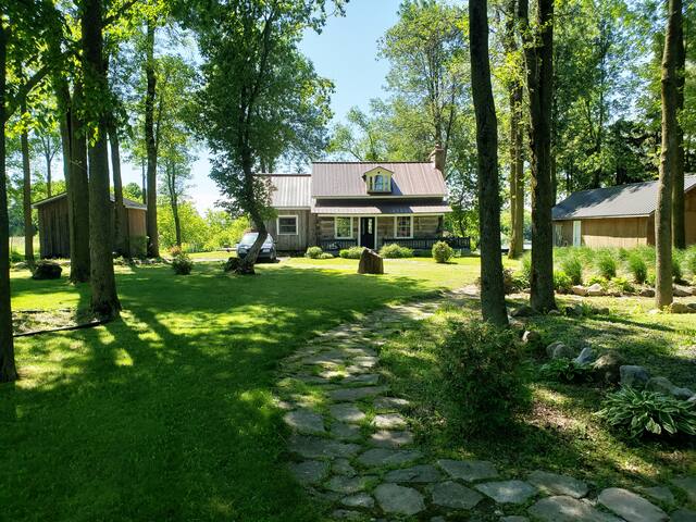 La petite maison sur la rivière