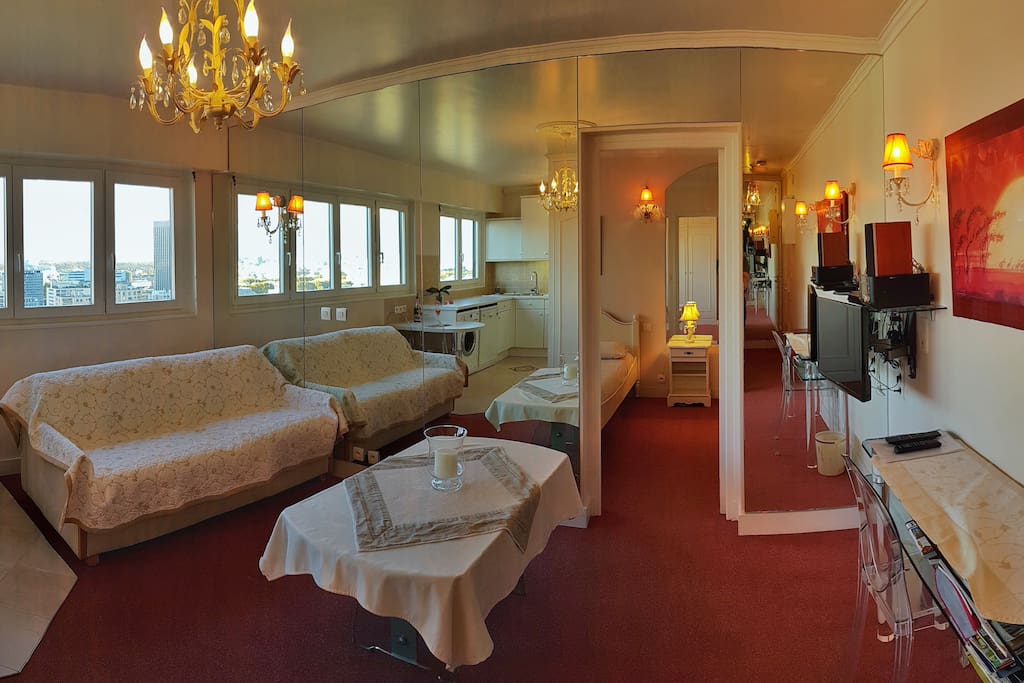 The livingroom with a double sofabed, TV, Hifi, phone free