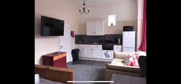 55 Studio 1 - Uplands - Swansea