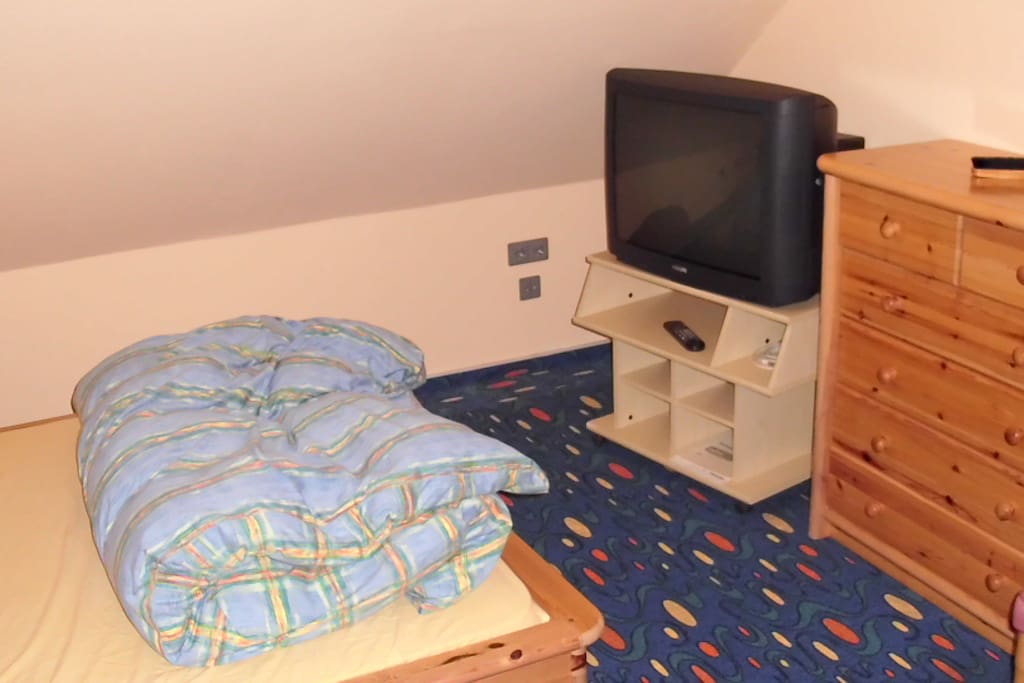 Schlafzimmer 1