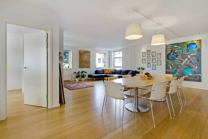 Copenhagen City LUX – SUPER HOST! gallery image 2