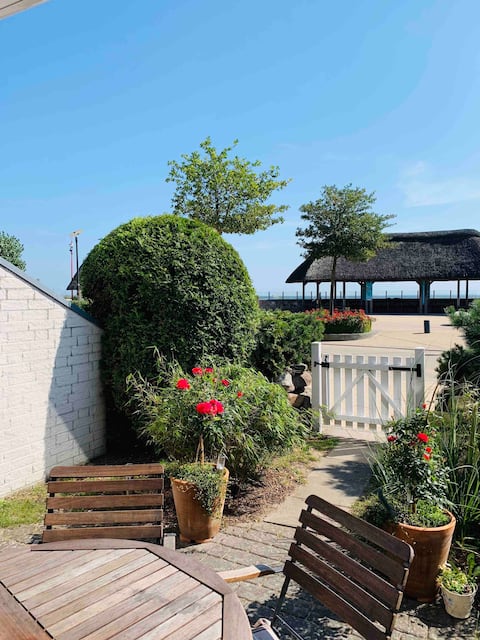 Baltic Sea 2-room apartment in Haffkrug Lübecker Bay