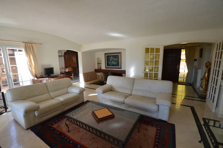 Maison Familiale Pour Des Vacances De Rêve - Théoule-sur-Mer