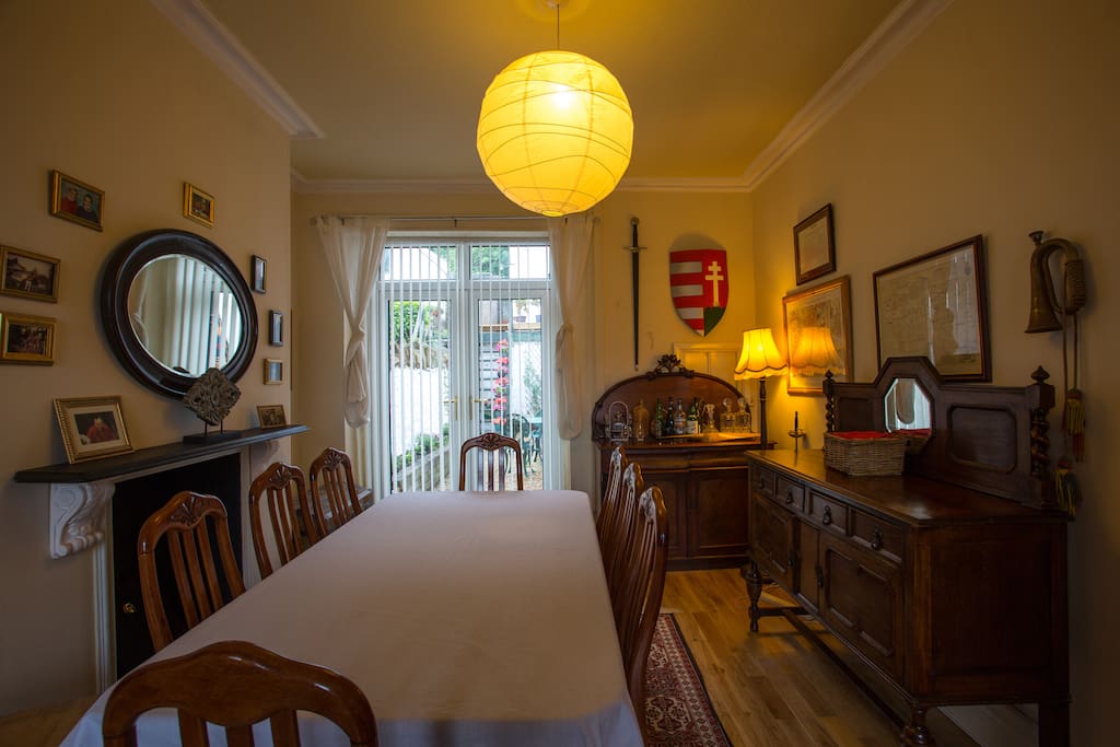 Breakfast room