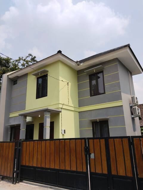 Omah Ami Homestay Candi Gebang
