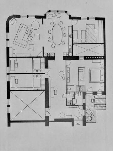 Grand residence with terrace near Opera gallery image 3