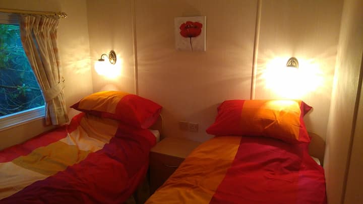 سرير مزدوج 2