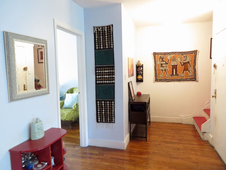 Entrance foyer leading to the 2nd floor.