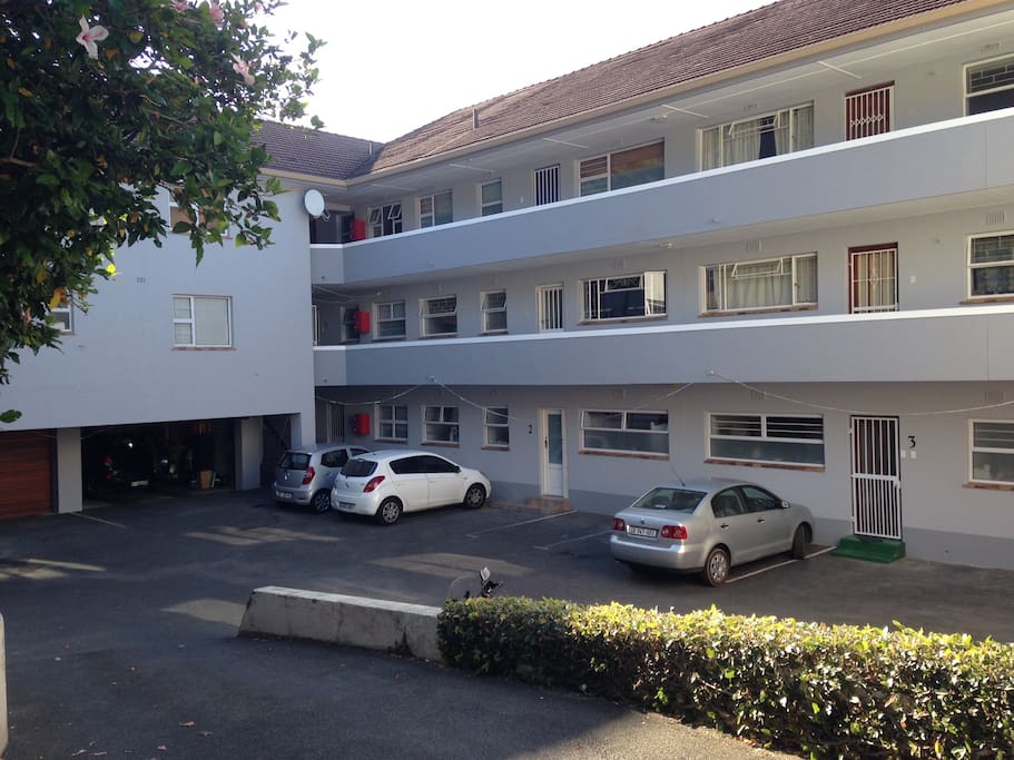 The Pepper Pot is a unit located in a secure gated complex.