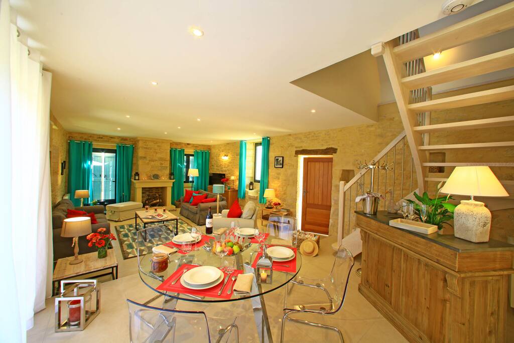 Salon & salle à manger
La Malonie