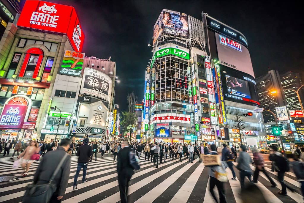Shinjuku crossing, is a 15 minute walk from the apartment, or 4 minute walk to the station and 4 minutes on the subway